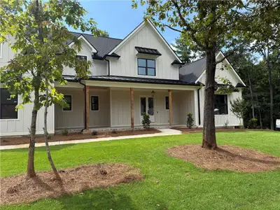 New construction Single-Family house 5990 Warpath Rd, Flowery Branch, GA 30542 - image