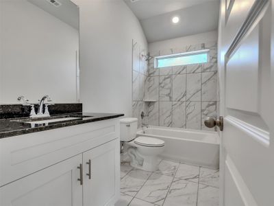 New construction Single-Family house 1206 Elsinore Dr, Arcola, TX 77583 plan Belle Vue 1900 SB - image 9
