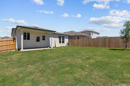 New construction Single-Family house 1323 Entrada De Real, Converse, TX 78109 Becket- photo 27 27