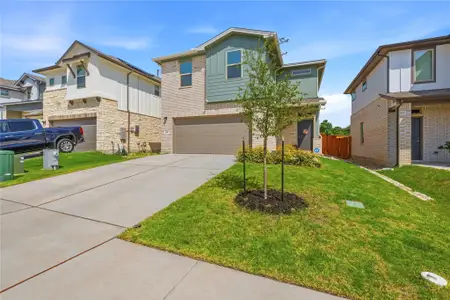 New construction Single-Family house 596 Backstays Lp, Kyle, TX 78640 - image