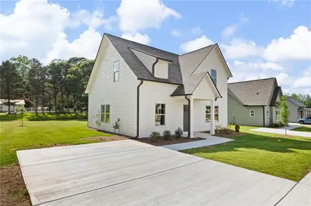 New construction Single-Family house 104 Winston Wy, Carrollton, GA 30117 - image