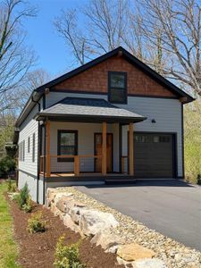New construction Single-Family house 203 2 S Oconeechee Ave, Black Mountain, NC 28711 - image