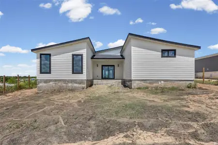 New construction Single-Family house 306 Centella Cir, Dale, TX 78616 - image
