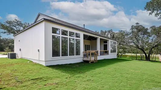 New construction Single-Family house 145 Western Justice, Boerne, TX 78006 plan 3068A - image