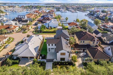 New construction Single-Family house 601 Harborside Way, Kemah, TX 77565 - photo 0