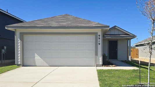 New construction Single-Family house 9919 De Allende Path, San Antonio, TX 78221 - image