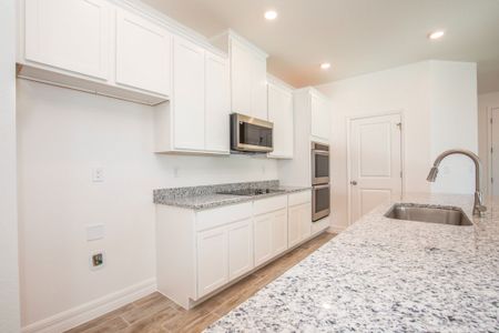 New construction Single-Family house 3008 Se 1St Ave, Cape Coral, FL 33904 plan The Melody - image 8