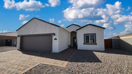 New construction Single-Family house 3810 N Mateo Drive, Eloy, AZ 85131 - photo 0