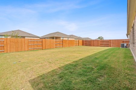 New construction Single-Family house 548 Tekoa Dr, Georgetown, TX 78628 plan The Holden - image