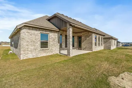 New construction Single-Family house 1064 Uplift Dr, Weatherford, TX 76087 - image 4