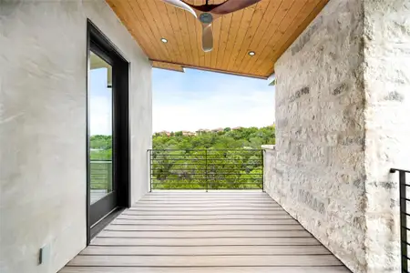 New construction Single-Family house 237 Canyon Turn Trl, Austin, TX 78734 - image
