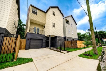 New construction Single-Family house 3404 Rawley St, Houston, TX 77020 - image