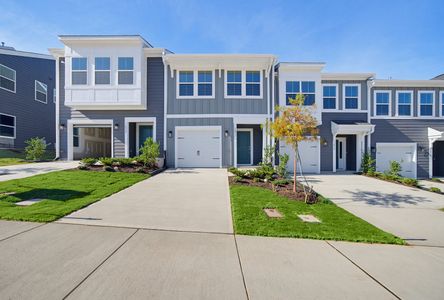 New construction Single-Family house 1056 Tea Rose Ct, Durham, NC 27703 plan Foxglove - image