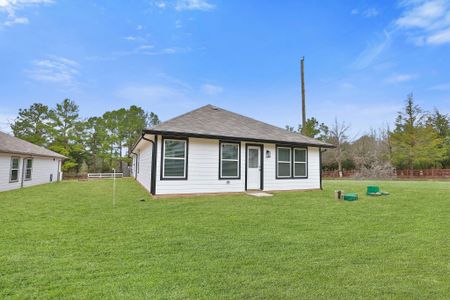 New construction Single-Family house 26439 Lakeshore Dr, Hempstead, TX 77445 - image