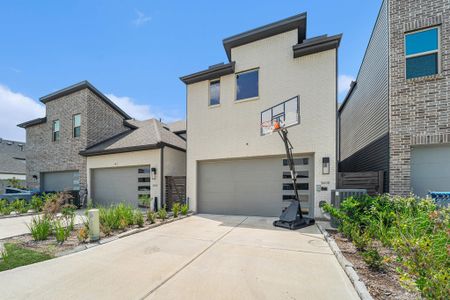 New construction Townhouse house 16630 Lake Austin St, Cypress, TX 77433 - image
