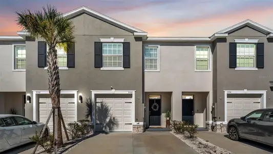 New construction Townhouse house 3532 White Dandelion Ct, Plant City, FL 33565 - image