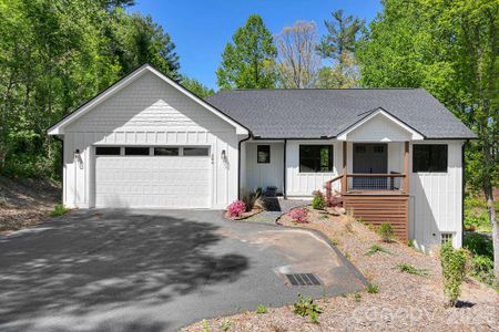 New construction Single-Family house 404 High Ridge Dr, Mills River, NC 28759 - image
