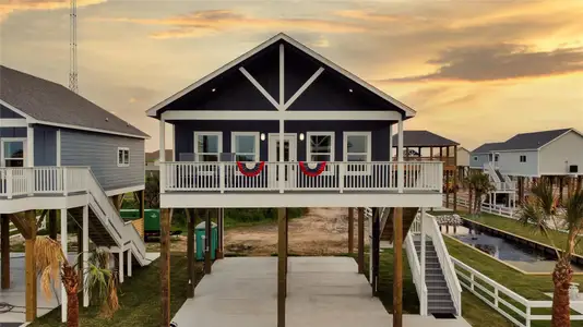 New construction Single-Family house 1036 Sunset Cir, Bolivar Peninsula, TX 77650 - image