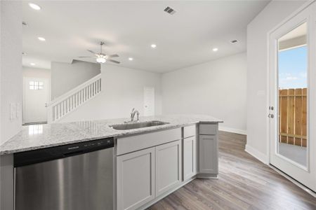 New construction Single-Family house 13439 Sun Cay Dr, Houston, TX 77047 plan Patton - image 4
