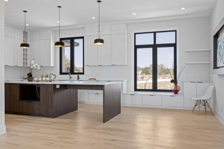 New construction Single-Family house 333 Spicewood Trails Dr, Spicewood, TX 78669 null- photo 6 6