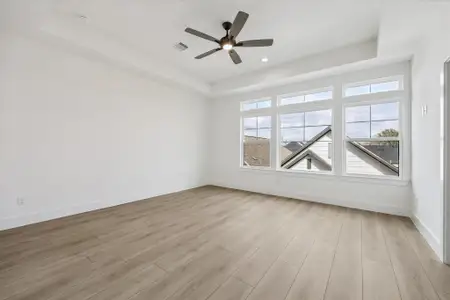 New construction Single-Family house 752 Curtin St, Houston, TX 77018 - image 19