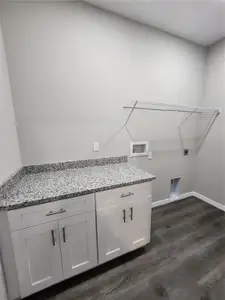 New construction Single-Family house 5024 Finders Ct, Tampa, FL 33617 - image 3