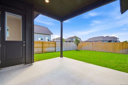 New construction Single-Family house 125 Travis Dr, Castroville, TX 78009 plan The Maverick - image 4