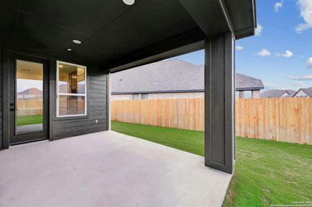 New construction Single-Family house 157 Laurel Oak, Castroville, TX 78009 Matisse Plan- photo 20 20