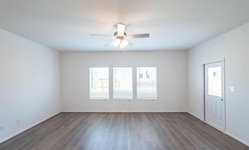 New construction Single-Family house 2307 Stonewater Cv, Texas City, TX 77568 Blanco- photo 6 6