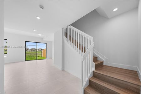 New construction Townhouse house 18973 Sw 344 Ter, Unit 18973, Florida City, FL 33034 - image 18