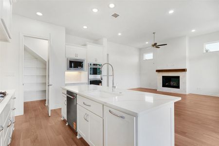 New construction Single-Family house 101 Buckaroo Dr, Georgetown, TX 78633 plan Dublin - image 9