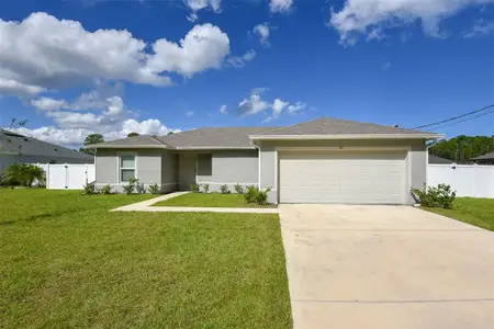 New construction Single-Family house 45 Smith Trl, Palm Coast, FL 32164 - image
