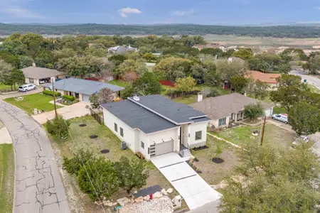 New construction Single-Family house 21408 Lakefront Dr, Lago Vista, TX 78645 null- photo 0