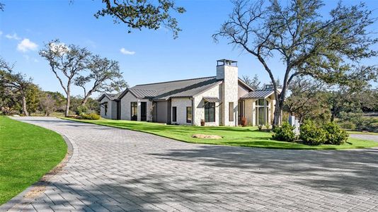 New construction Single-Family house 600 County Road 414, Spicewood, TX 78669 - photo 0