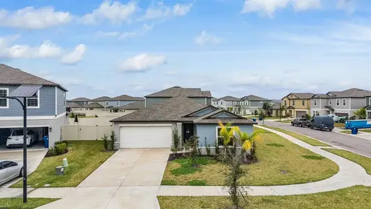 New construction Single-Family house 32325 Wishing Haven Dr, San Antonio, FL 33576 plan Hartford - image