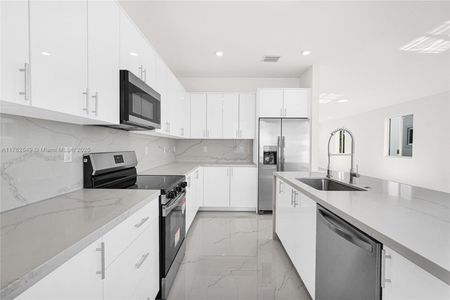 New construction Townhouse house 22516 Sw 124 Ct, Unit A, Miami, FL 33170 null- photo 5 5