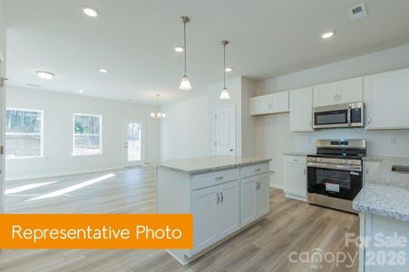 New construction Single-Family house 5710 Ringneck Rd, Charlotte, NC 28216 - image