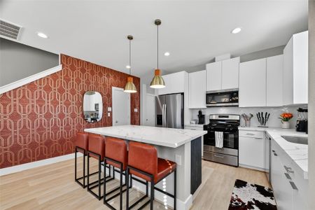 New construction Single-Family house 8668 Easthaven Blvd, Houston, TX 77075 - image 5