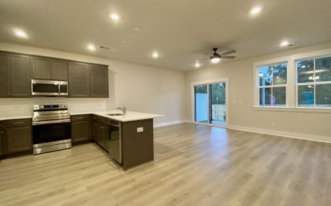 New construction Townhouse house 345 Bremerton Drive, Goose Creek, SC 29445 Foster II- photo 16 16