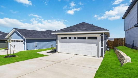 New construction Single-Family house 149 Schuenemann Wy, Uhland, TX 78640 plan The Estero - image