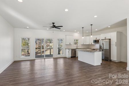 New construction Single-Family house 56 Haywood Park Dr, Hendersonville, NC 28791 - image