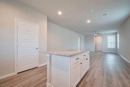 New construction Single-Family house 364 Palero Path, Brookshire, TX 77423 plan Plan 1378 - image 14