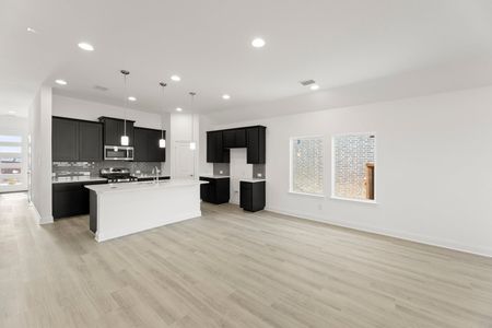 New construction Single-Family house 3112 Goldfinch Dr, Royse City, TX 75189 plan Patriot - image 6