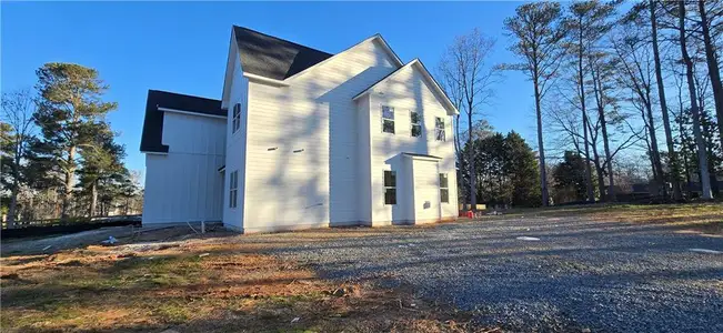 New construction Single-Family house 2477 Bobbie Dr, Marietta, GA 30066 - image