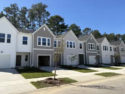 New construction Multi-Family house 8701 Silver Perch Ln, North Charleston, SC 29420 plan Carson - image