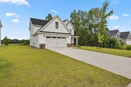 New construction Single-Family house 400 Whitestone Dr, Fayetteville, NC 28312 - image