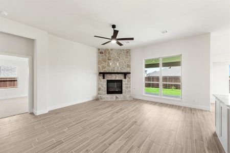 New construction Single-Family house 1352 Beaumont Ln, Red Oak, TX 75154 Carolina- photo 15 15