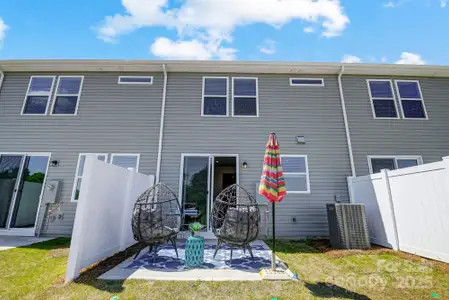 New construction Townhouse house 8031 Downy Oak Ln, Charlotte, NC 28269 null- photo 29 29