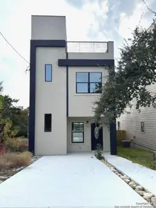 New construction Single-Family house 644 Canyon Cir, Canyon Lake, TX 78133 - image