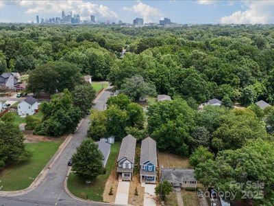 New construction Single-Family house 3105 Amay James Ave, Charlotte, NC 28208 - image